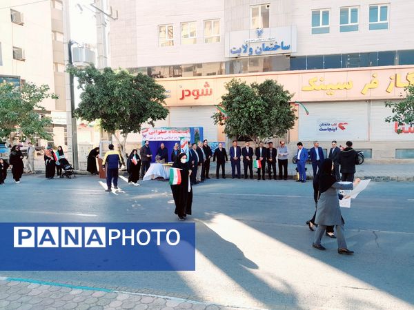 راهپیمایی یوم الله ۲۲  بهمن با حضور پرشور مردم در بوشهر 