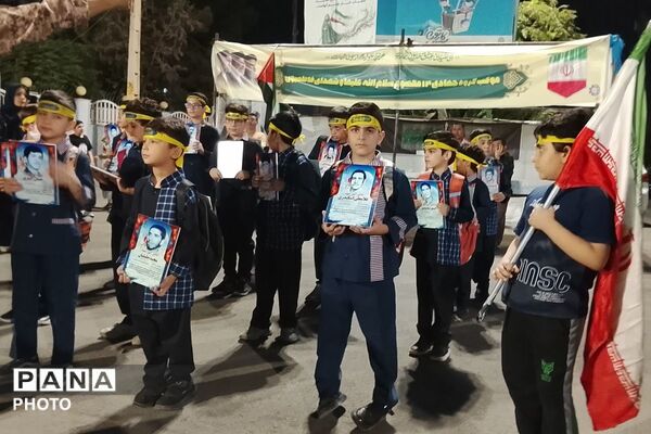 کوچک‌ترین جانفدایان در میدان اقتدار