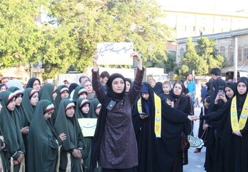 اجتماع مردمی باید برخاست