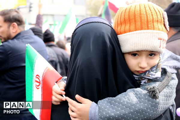 نسل جدید، پای آرمان‌های انقلاب 