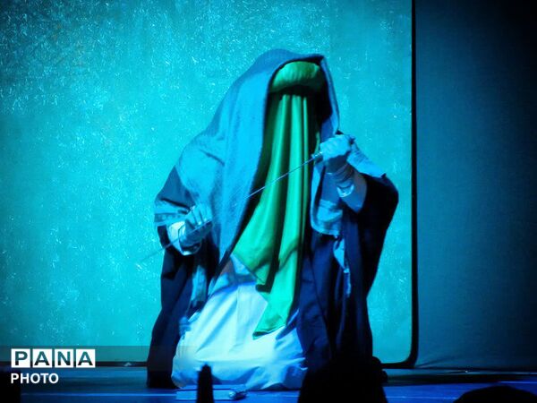 اجرای نمایش ، یاس بی نشان در جمع مردم مبعوث شده شهرستان فلاورجان