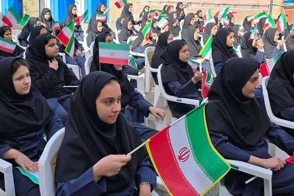 برگزاری جشن جوانه ها ، آغاز فصل رویش جوانه ها در بهارستان دو