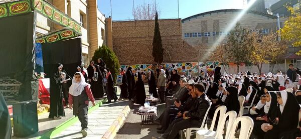 یادواره 118 شهید دانش‌آموز شهرستان بجنورد در مدرسه شاهد فاطمه زهرا(س)