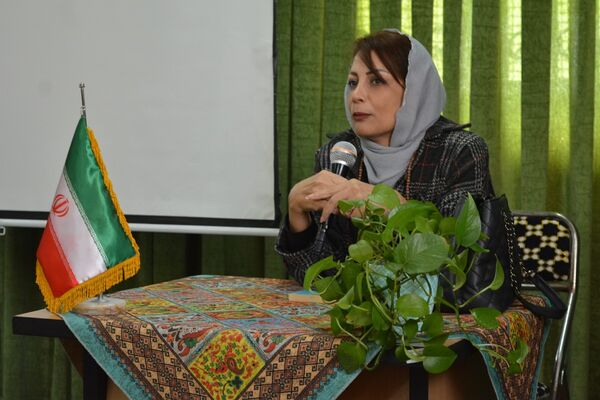 مدرسه حکمت میزبان هفته کتابخوانی