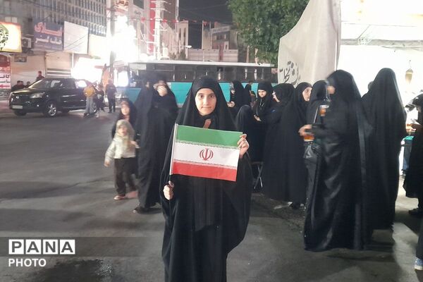 اجتماع باشکوه عظیم مردم غیور شهر قدس در میدان امام خامنه‌ای 