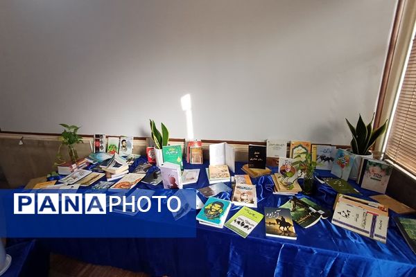 روایت قلم‌های ماندگار؛ پنجمین نشست کتابخوانی پیشکسوتان در پیشوا