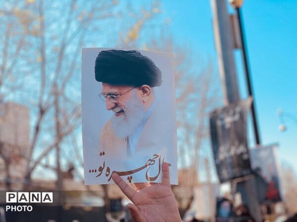 مردم گالیکش کفن پوش به میدان آمدند
