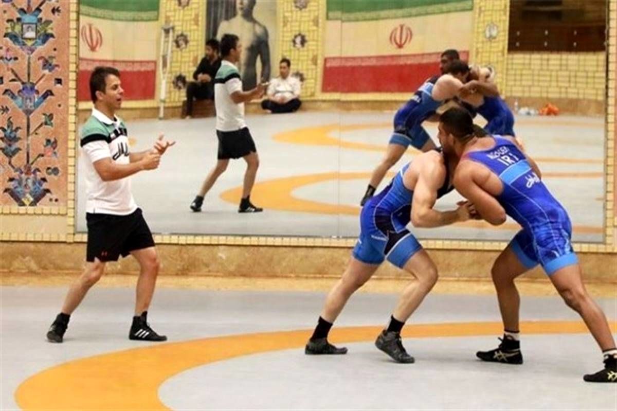 رنگرز فرنگی کاران ایران را به خط کرد/ اردوی تیم ملی در قُرق خوزستانی‌ها 