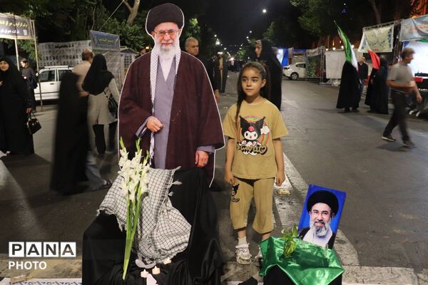 حضور مربیان، اولیا و دانش‌آموزان آموزش و پرورش ناحیه 2 تبریز در آیین سالگرد شهادت امام سجاد(ع)
