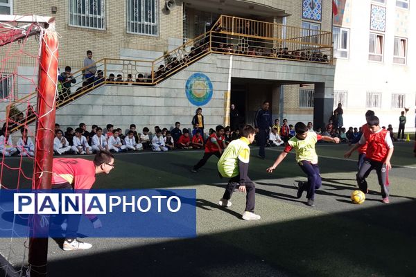 المپیاد ورزشی در دبستان شاهد حیات ناحیه 3 شیراز