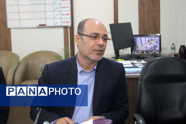 سلسله نشست‌های هفتگی افق تربیت شهرستان کنگان