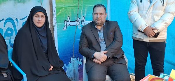 حضور گسترده و منسجم دانش آموزان و فرهنگیان منطقه ۱۰ در راهپیمایی ۲۲ بهمن ماه