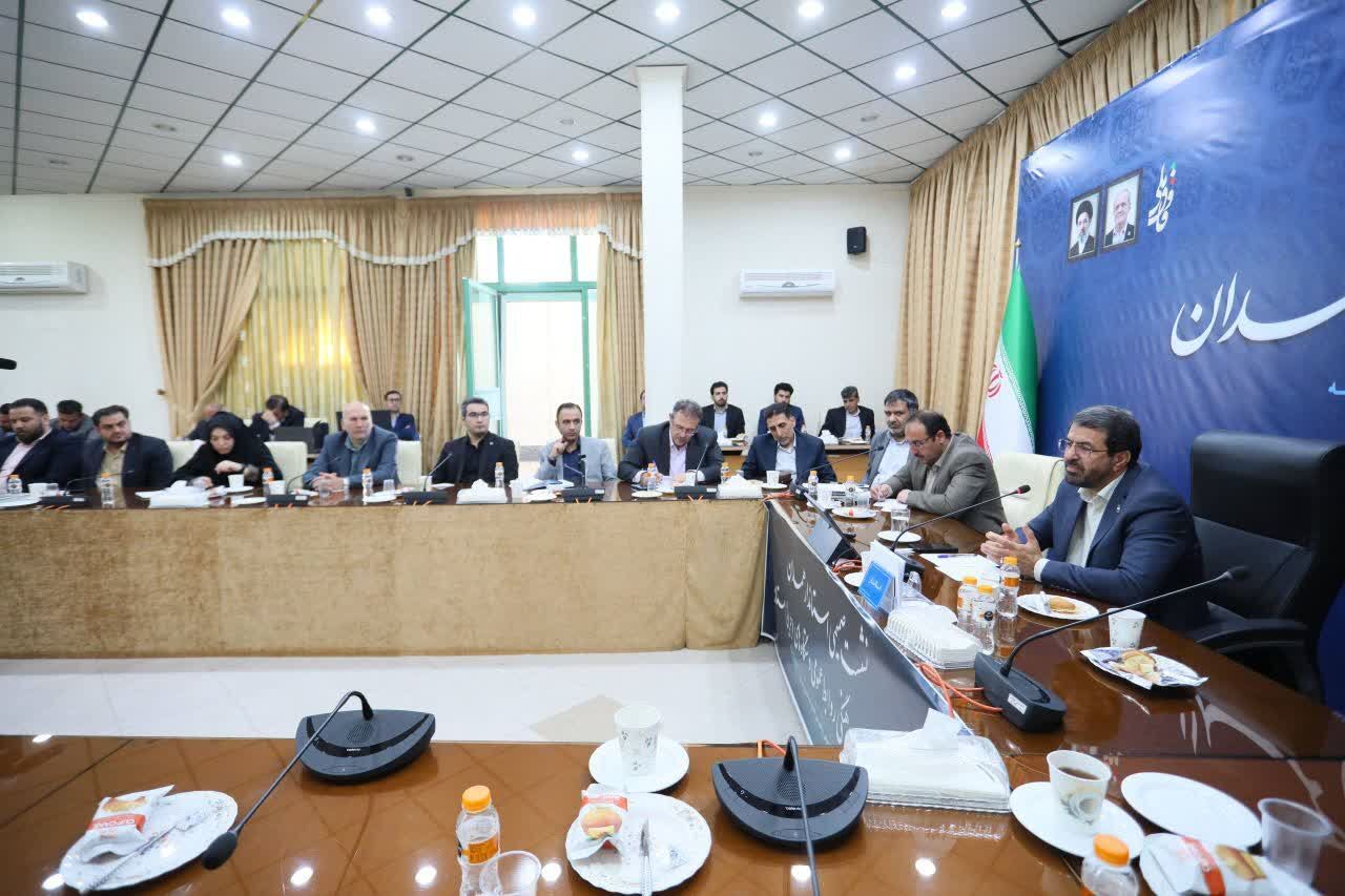 استاندار همدان بر نقش کلیدی روابط‌عمومی‌ها در ارتقای اعتماد عمومی تأکید کرد