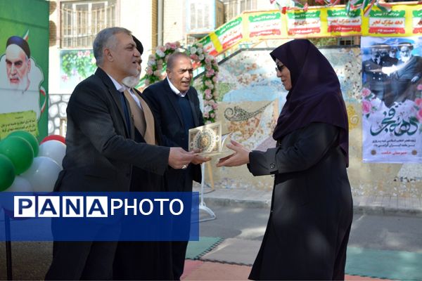 طنین زنگ انقلاب در بهارستان‌دو 