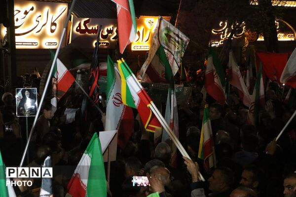 تشییع پیکر دو شهید والامقام در نیشابور 