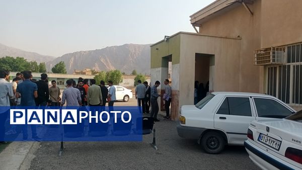 برگزاری آزمون سراسری کنکور در حاجی‌آباد