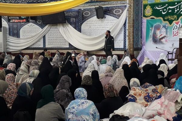 اعتکاف دانش‌آموزی در شهرری