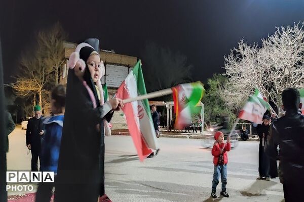 هجدهمین شب از اجتماعات خیابانی در شهر بار نیشابور