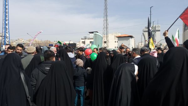 راهپیمایی باشکوه ۲۲ بهمن در مشهد مقدس