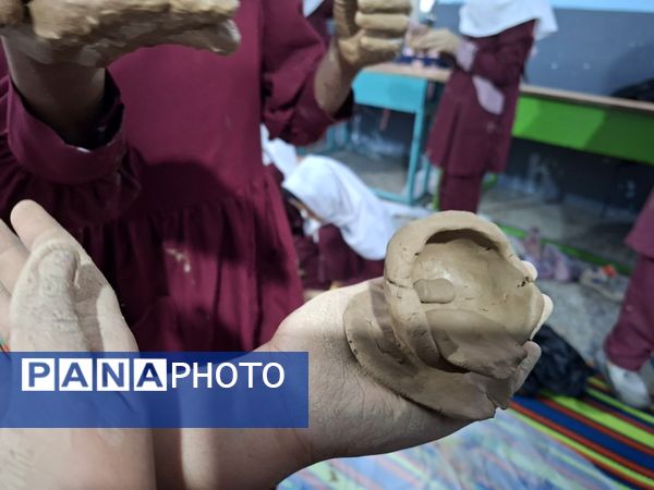 شوق یادگیری دانش‌آموزان پایه چهارم در ساخت وسایل سفالی