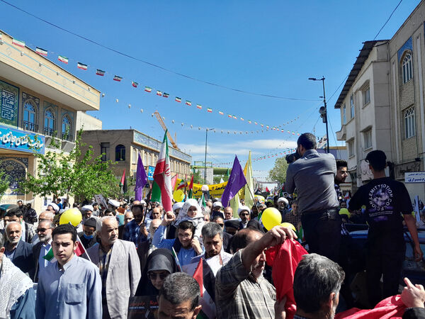 راهپیمایی روز قدس همراه با تشییع پیکر شهید صداقت در قم