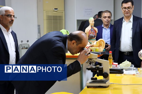  بازدید معاون وزیر و رئیس مرکز روابط‌ عمومی وزارت آموزش و پرورش از پژوهش‌سرای شهید خوشبخت بوشهر