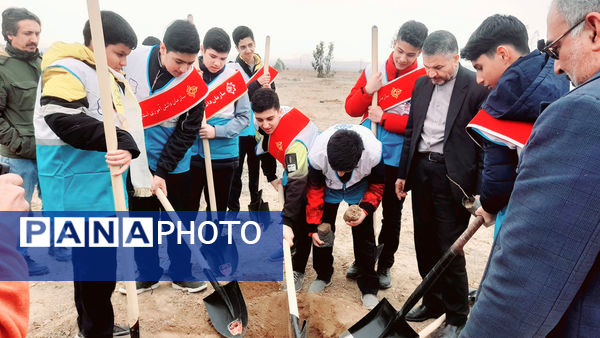 آیین گرامیداشت هفته منابع طبیعی در قم