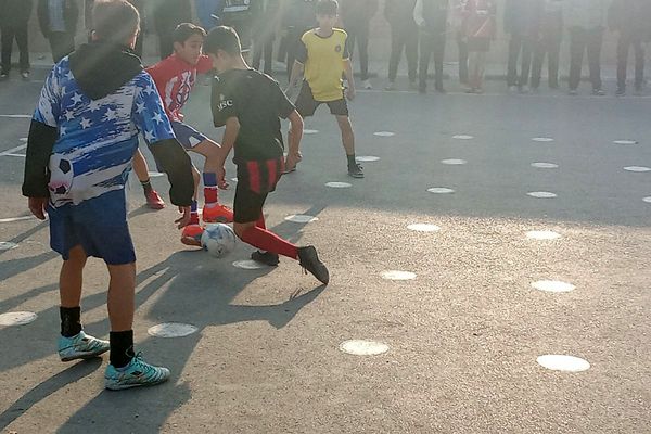  فینال المپیاد ورزشی درون مدرسه‌ای در دبیرستان بشارت بهارستان‌دو 