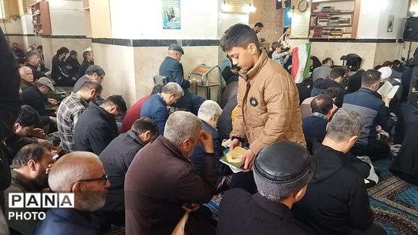 قرائت آل یاسین به یاد رهبر شهید معظم انقلاب اسلامی در نیشابور 