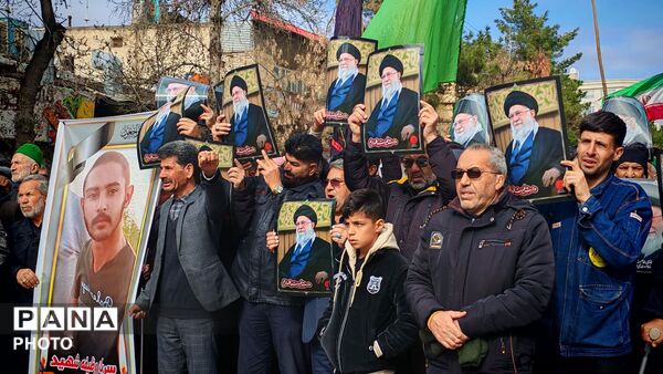 تشییع پیکر شهدای جنگ رمضان نیشابور