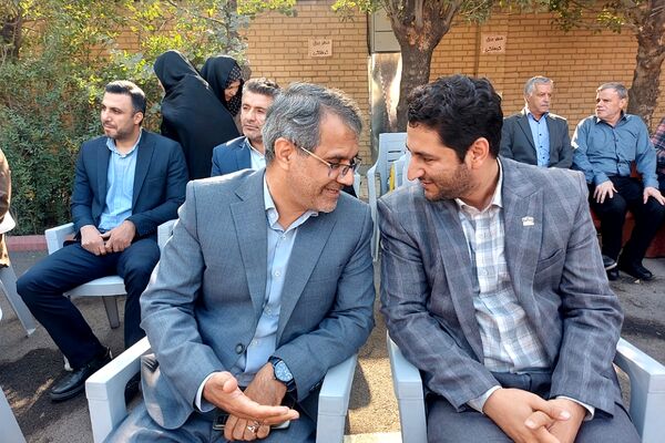 آیین بهره‌برداری از مدرسه زنده‌یاد لیلا لروند کهریزک