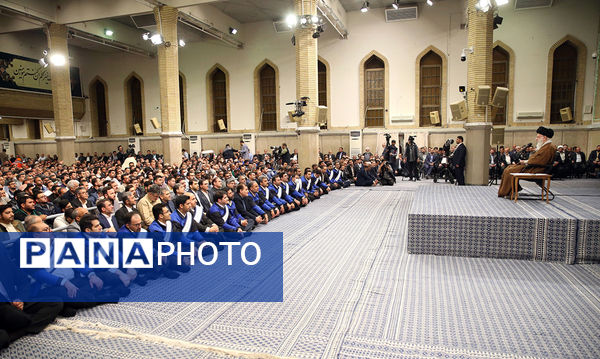 دیدار کارگران با رهبر معظم انقلاب