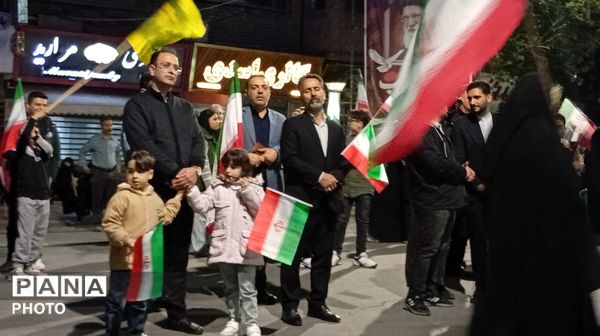 مردم ولایتمدار شهرستان ملایر حضورشان را به رخ جهانیان کشاندند