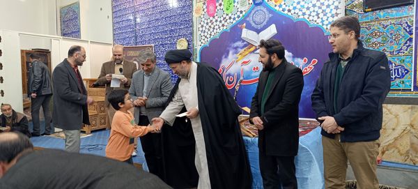 برگزاری محفل انس با قرآن در بروجن