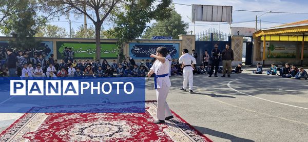 المپیاد ورزشی درون مدرسه‌ای دبستان شاهد امام رضا(ع)