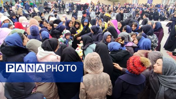 وداع با شهید گمنام در دبیرستان بی بی سلطنت قفلی ناحیه  مشهد مقدس