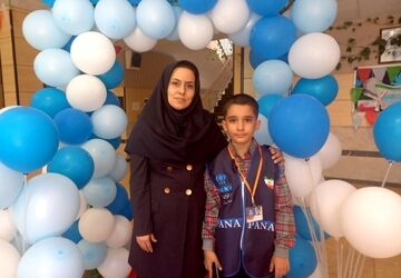 حال و هوای ‌روز اول مهر در دبستان بعثت اصفهان