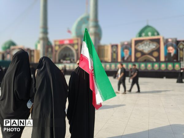 قم؛ روایت شکوهِ آخرین بدرقه