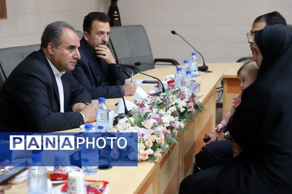 دیدار مردمی مدیرکل آموزش و پرورش آذربایجان شرقی در آستانه بازگشایی مهر