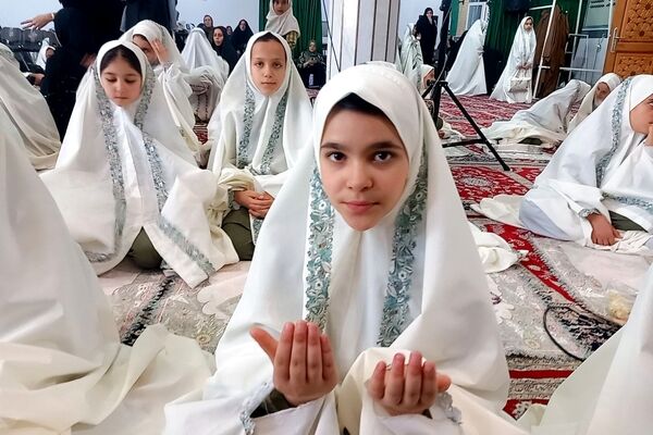 جشن تکلیف دختران در ازندریان