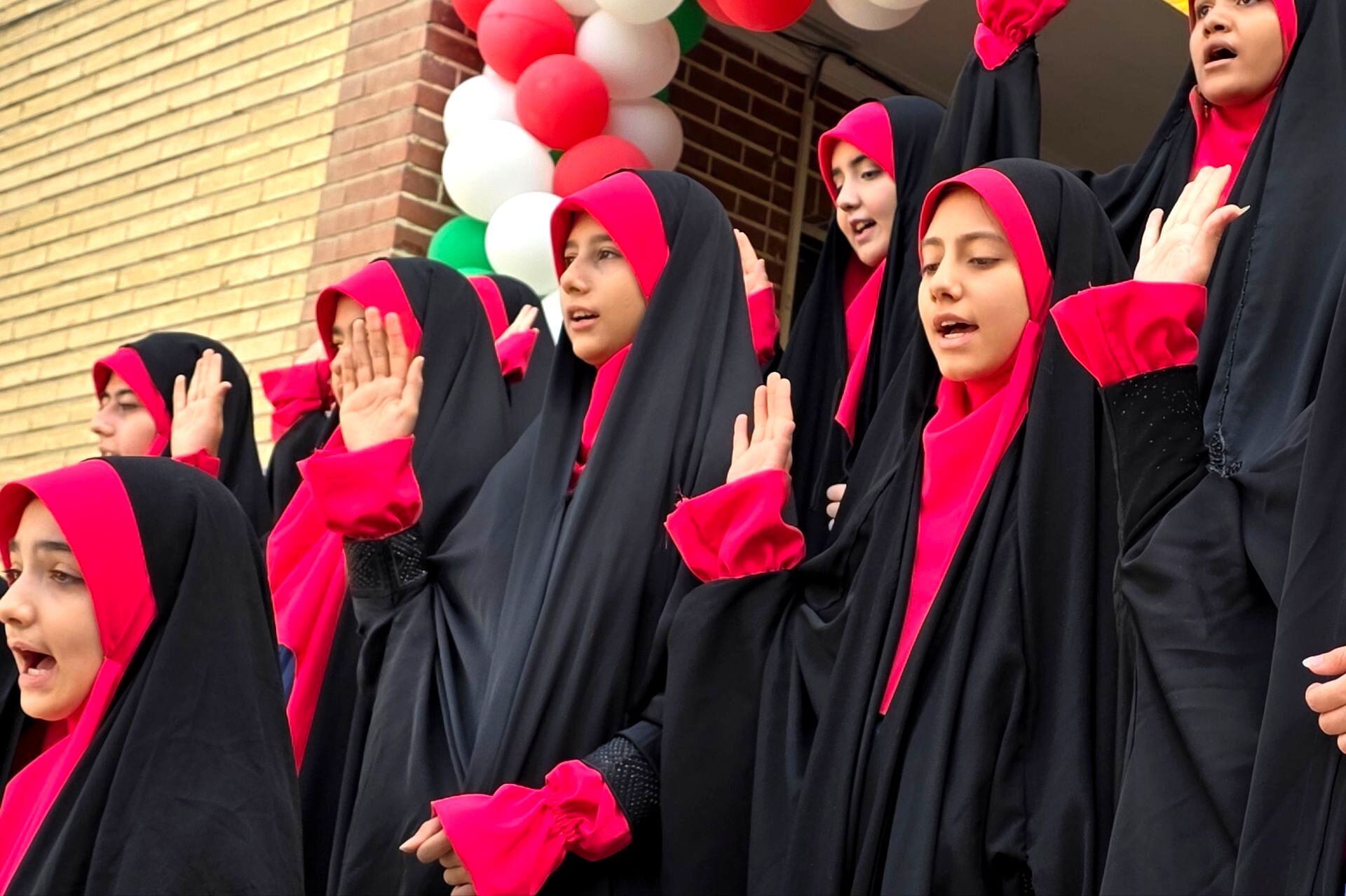 برگزاری جشن جوانه ها ، آغاز فصل رویش جوانه ها در بهارستان دو