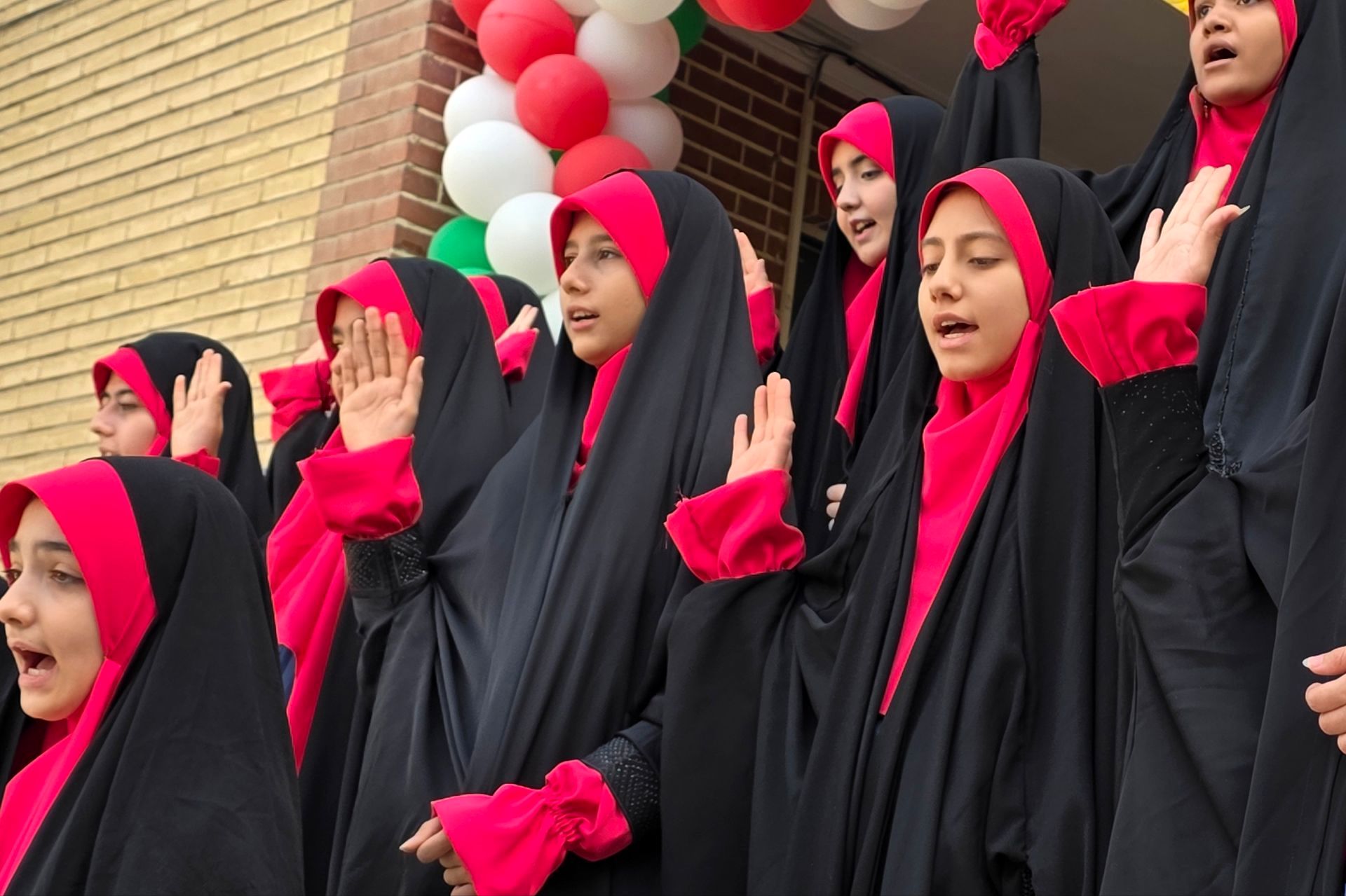 برگزاری جشن جوانه ها ، آغاز فصل رویش جوانه ها در بهارستان دو