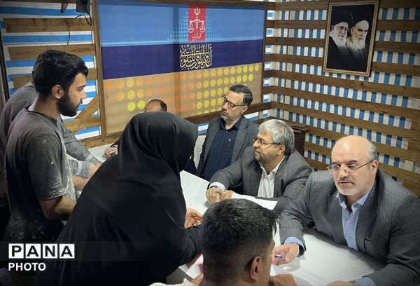 نمازجمعه همدان مانند همیشه میزبان میز خدمت دادگستری استان