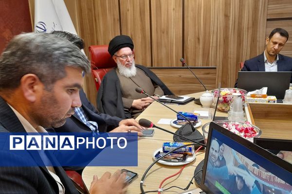 برگزاری مراسم بدرقه کاروان دانش آموزی حج عمره