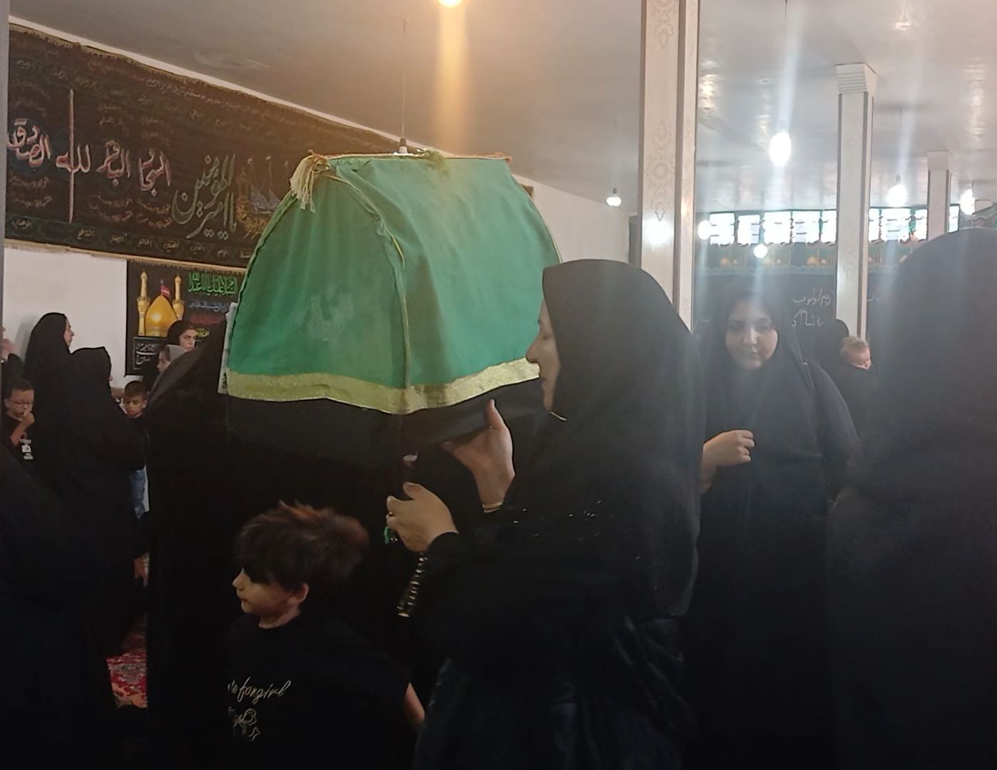 برگزاری همایش باشکوه شیرخوارگان حسینی با حضور خانواده‌ها و نوزادان
