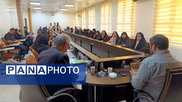 نشست خبری منصور امینی مسئول سازمان سراج کشور با جمعی از خبرنگاران