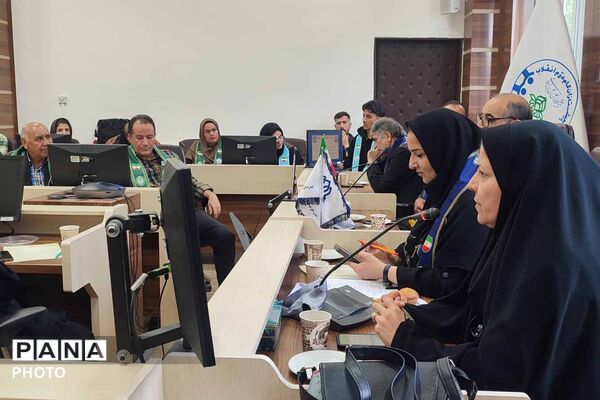 نشست توجیهی آموزشی مربیان فعال تشکیلات پیشتازان خراسان شمالی