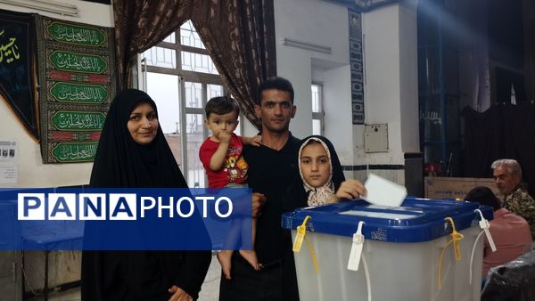 حضور مردم شهرستان خلیل آباد در چهاردهمین دوره انتخابات ریاست جمهوری