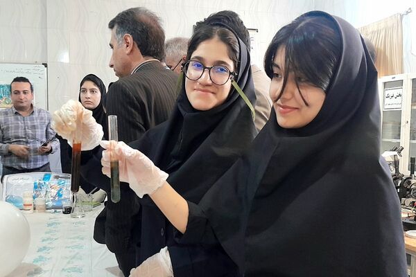 هیجان تجربه و یادگیری با نواخته شدن زنگ آزمایشگاه در بهشت آیین