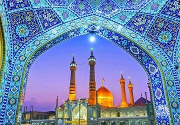 ما در کنار صحن شما تربیت شدیم‌